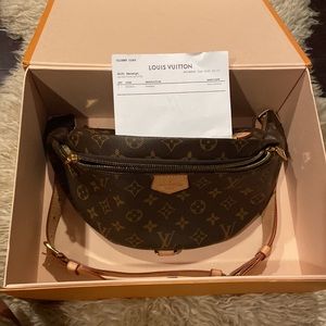 Lv bum bag like new condition.